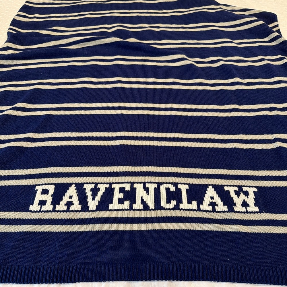Pottery Barn Teen HARRY POTTER Ravenclaw Knit Throw Blanket 50" X 60", GUC!